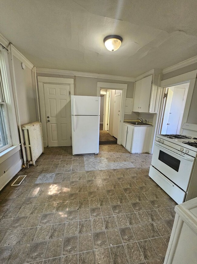 2824 8th Ave in Rock Island, IL - Building Photo - Building Photo