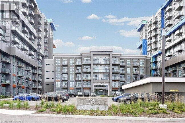property at 450 Dundas St E