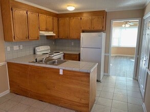 3800 Sterling Pointe Dr in Winterville, NC - Building Photo - Building Photo