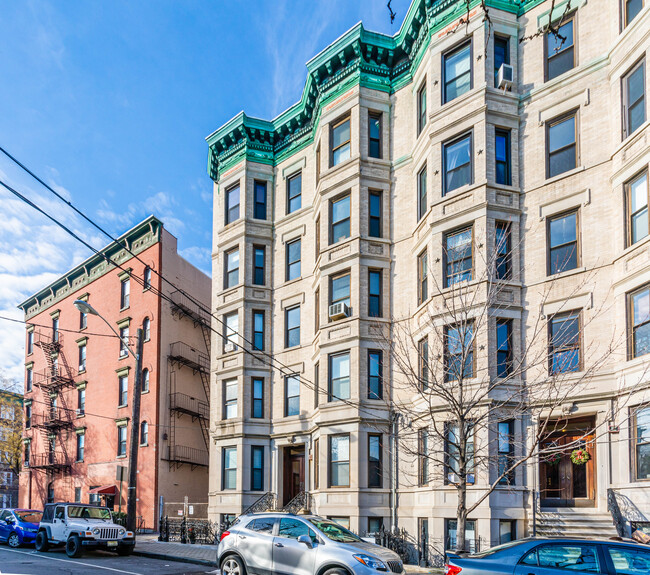 1106 Park Ave in Hoboken, NJ - Building Photo - Building Photo