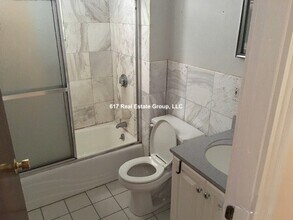 12 Dean Rd, Unit GA in Brookline, MA - Building Photo - Building Photo