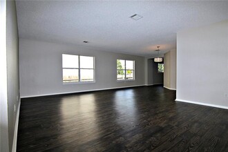 2110 Jasper Ln in Cedar Park, TX - Building Photo - Building Photo