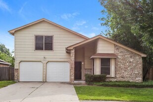 6505 Nicole Way in Arlington, TX - Building Photo