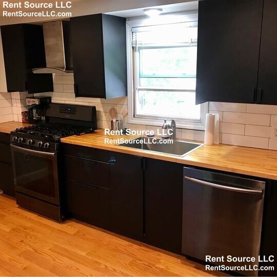 12 Stearns St, Unit 2