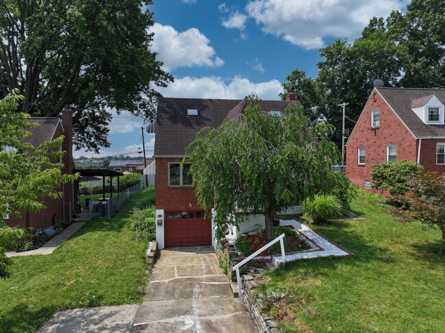 property at 445 Jenne Dr