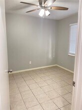 5431 Regal Ridge Ln in Houston, TX - Foto de edificio - Building Photo