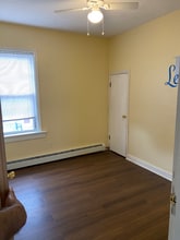 123 Woodward Rd, Unit APT 2 in Providence, RI - Building Photo - Building Photo