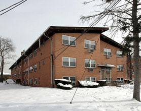 653-663 N Broad St in Elizabeth, NJ - Foto de edificio - Building Photo