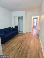 1413 Lombard St in Philadelphia, PA - Building Photo