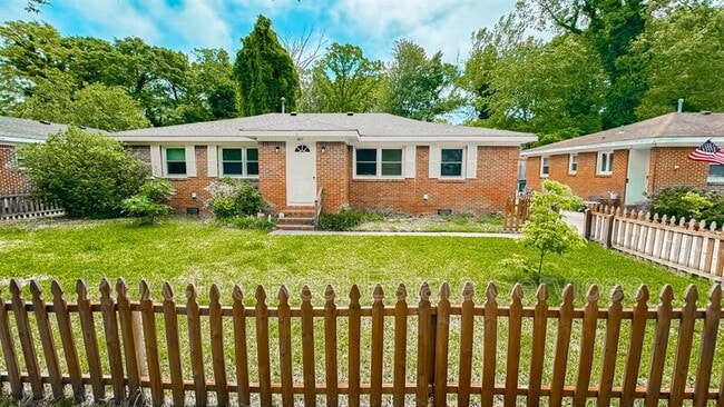 property at 917 Mildred St