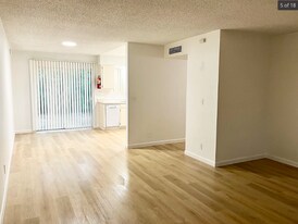 831 N Belvedere Ave, Unit 2 in Tucson, AZ - Building Photo