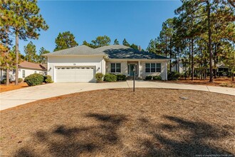 126 Sakonnet Trail in Pinehurst, NC - Foto de edificio - Building Photo