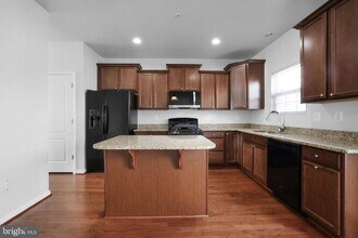 7705 sentry Terrace in Severn, MD - Building Photo - Building Photo