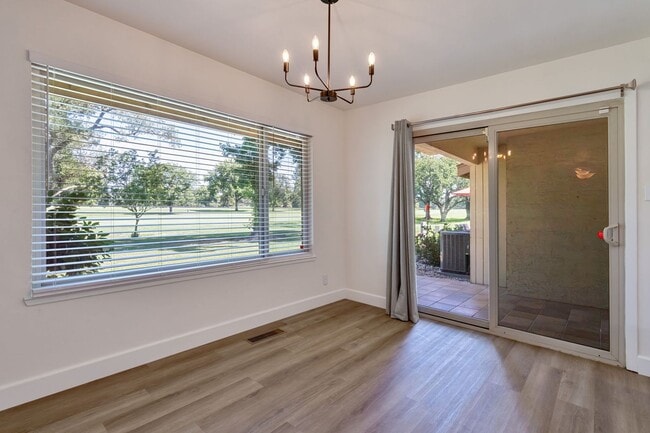 7435 Fairway Two Ave-Unit -7435 Fairway Two Ave #15 in Fair Oaks, CA - Building Photo - Building Photo