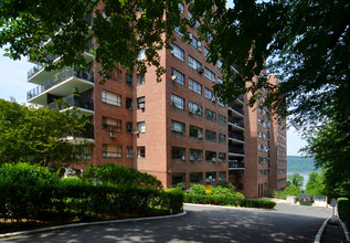 Highpoint on the Hudson in Bronx, NY - Building Photo - Building Photo