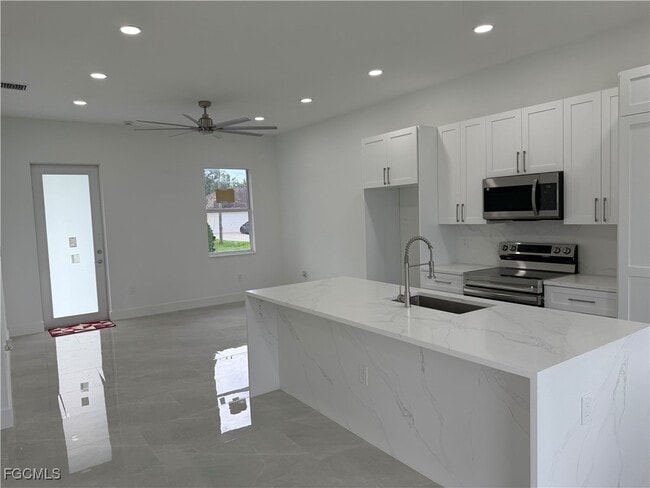 property at 1037 Macy St E