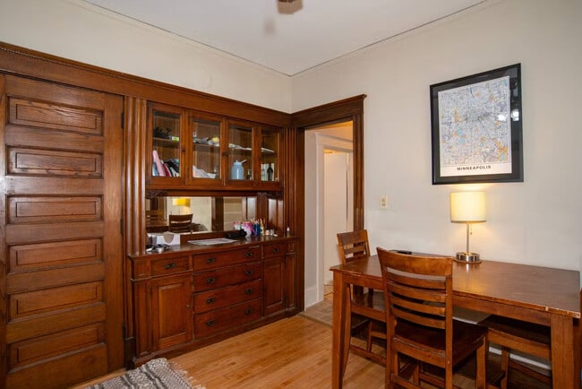 3216 15th Ave S in Minneapolis, MN - Building Photo - Building Photo