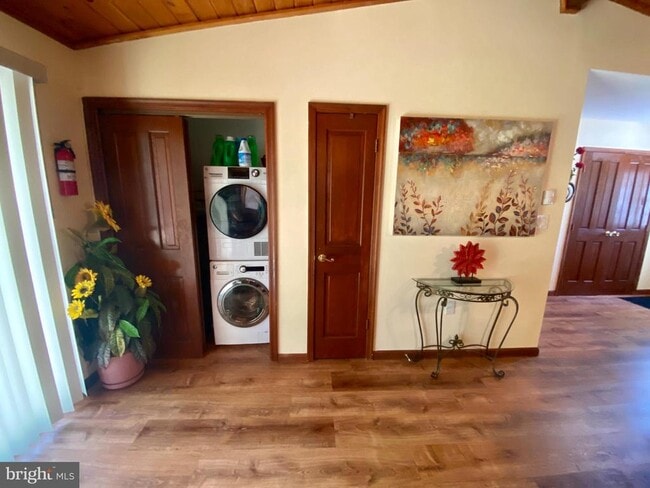property at 4535 Pine Ridge Dr W