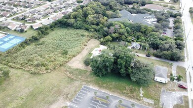 3340 S Jog Rd in Greenacres, FL - Building Photo - Building Photo