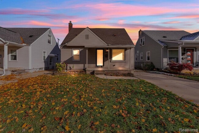 property at 3237 Pardee Ave