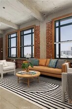 100 W 5th St in Long Beach, CA - Building Photo - Building Photo