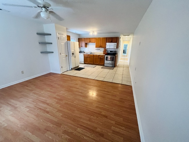 226 Dobbs St in Wilmington, NC - Building Photo - Building Photo