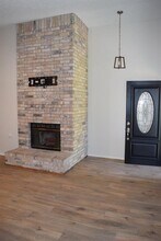 7805 Kincheon Ct in Austin, TX - Building Photo - Building Photo
