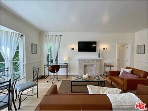 429 Ocean Ave in Santa Monica, CA - Building Photo - Building Photo