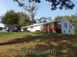 25 Fentress Dr in Cookeville, TN - Building Photo - Building Photo