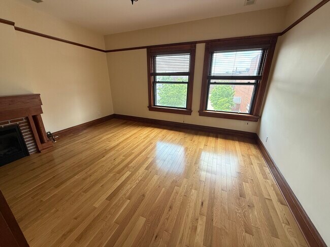 40 W 4th St, Unit B in Mansfield, OH - Building Photo - Building Photo
