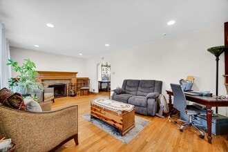 3445 N Schultz Dr in Lansing, IL - Building Photo - Building Photo