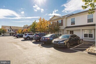 56 S Charlotte St in Pottstown, PA - Building Photo - Building Photo