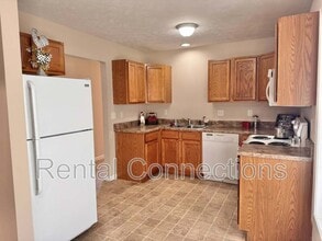 1005 E Carter St in Marion, IL - Building Photo - Building Photo