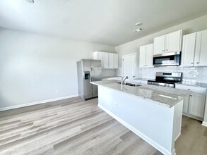 11071 Suria Dr in Covington, GA - Building Photo - Building Photo