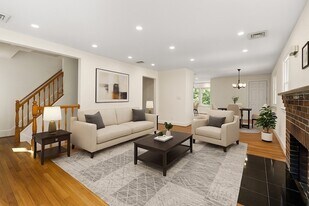 32 Miller Rd, Unit 34 in Newton, MA - Building Photo
