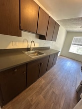 220 Clarence St in Richmond, CA - Building Photo - Building Photo