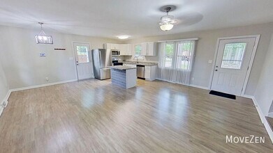 202 Newgate Dr in Simpsonville, SC - Building Photo - Building Photo