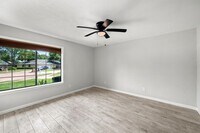 13234 Boyer Ln photo'