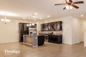 12046 W Hide Trail in Peoria, AZ - Building Photo - Building Photo