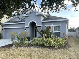 12128 Rambling Stream Dr in Riverview, FL - Building Photo