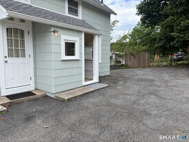 245 Glenville Rd in Greenwich, CT - Building Photo