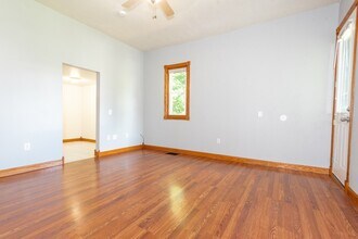 929 S English Ave in Indianapolis, IN - Building Photo - Building Photo