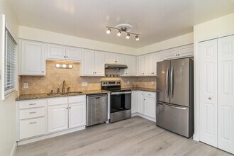 446 Timberlake Dr in Melbourne, FL - Building Photo - Building Photo