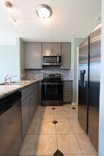 623 Hollandbridge Ln in Houston, TX - Building Photo - Building Photo