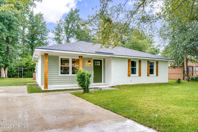 114 Candlewood Dr in Wilmington, NC - Building Photo - Building Photo