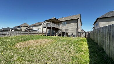 2260 Allen-Griffey Rd in Clarksville, TN - Building Photo - Building Photo