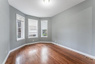 1426 S Avers Ave in Chicago, IL - Building Photo - Building Photo