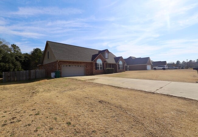 property at 3065 Temple Rd