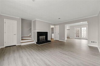 218 Mill Creek Pl in Roswell, GA - Building Photo - Building Photo