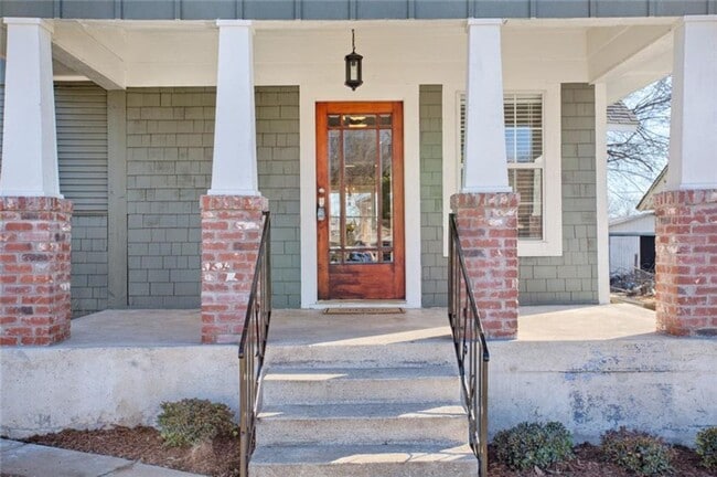 property at 1630 NW 15th St